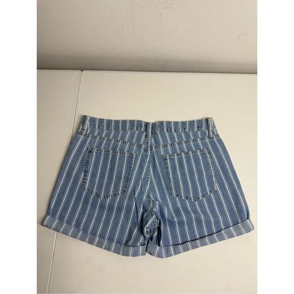 GAP Women’s Denim 5" Shorts Size L Light Wash Stripes Blue White See Description - Picture 8 of 10